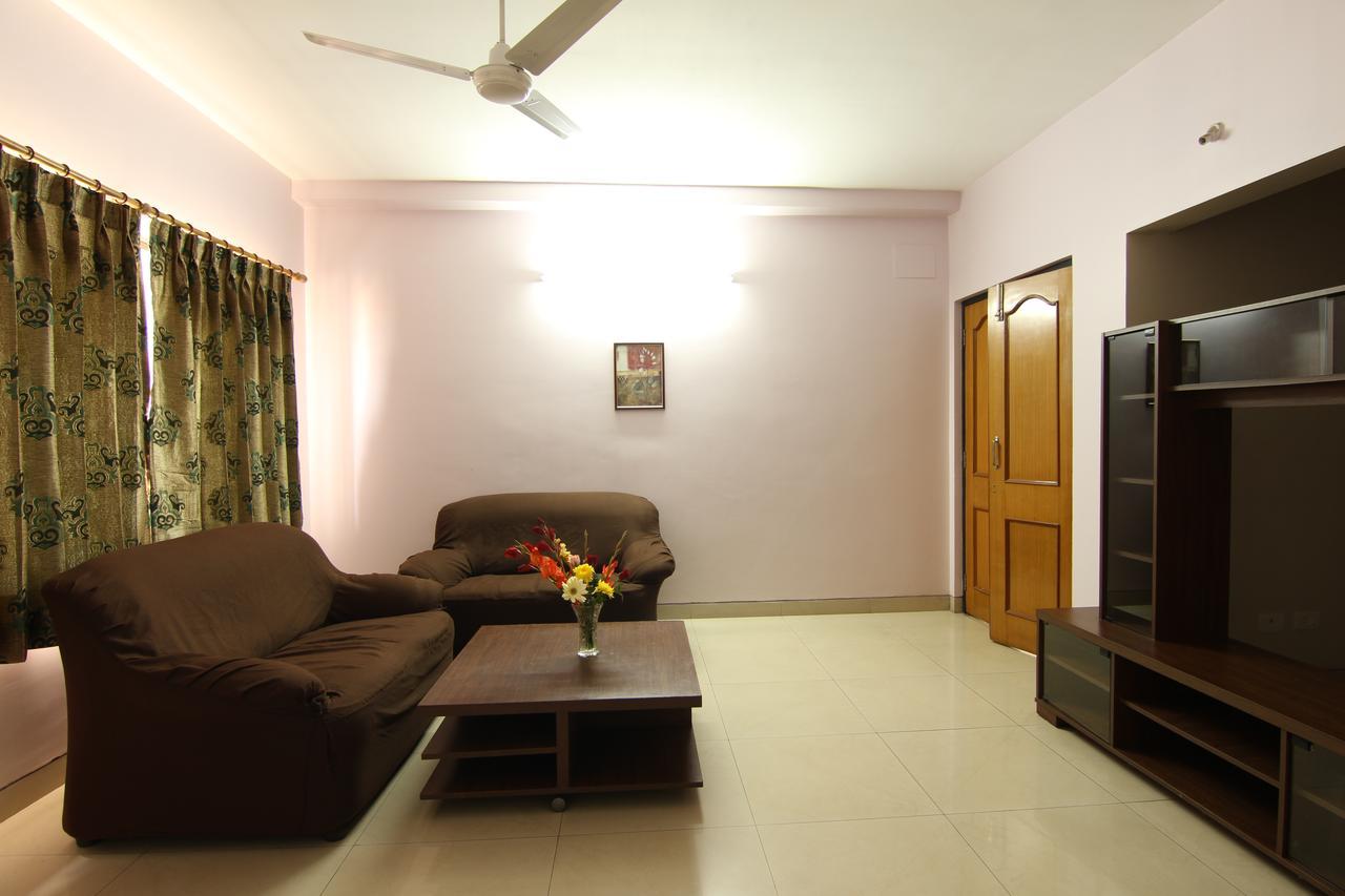 Hotel Rajawas Dibrugarh Buitenkant foto